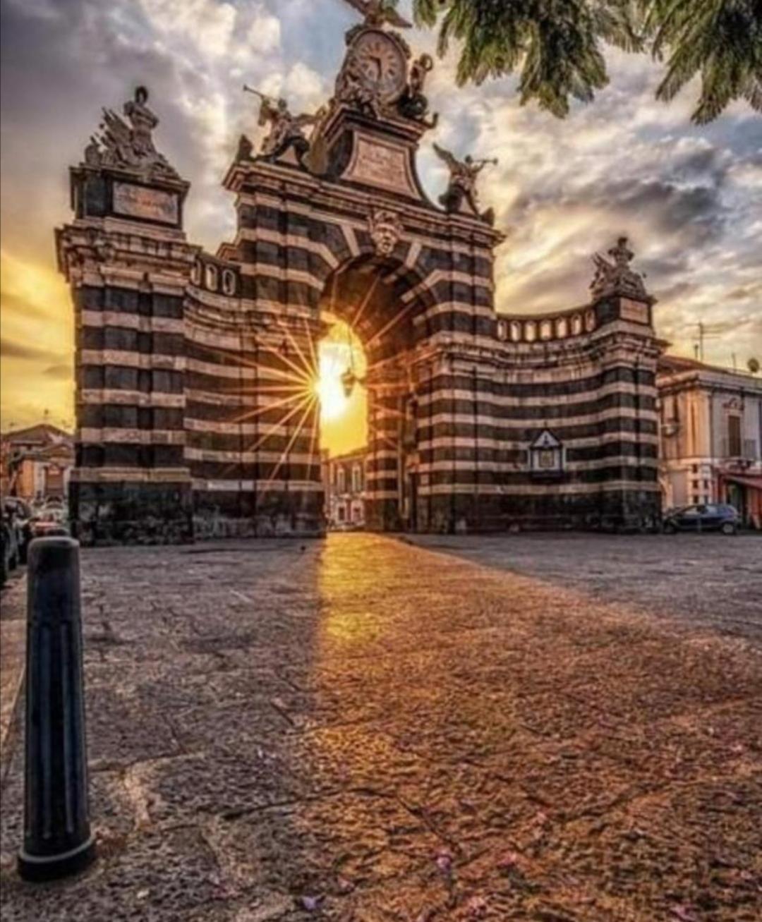 Chrilu House Hotel Catania Luaran gambar